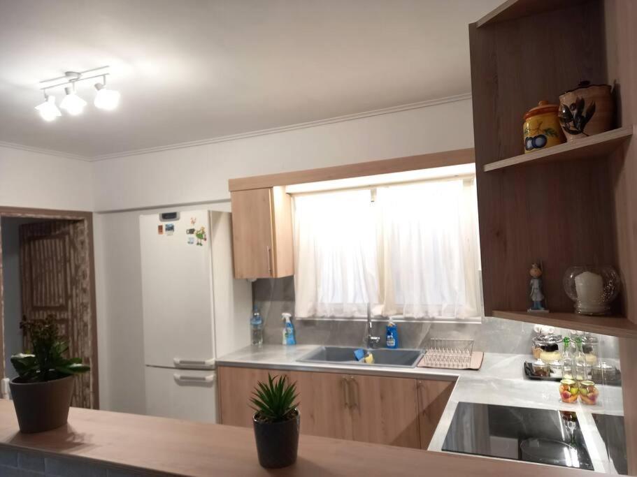 Άνετο Κεντρικό Διαμέρισμα Με 2 Υπνοδωμάτια Trípoli Exterior foto
